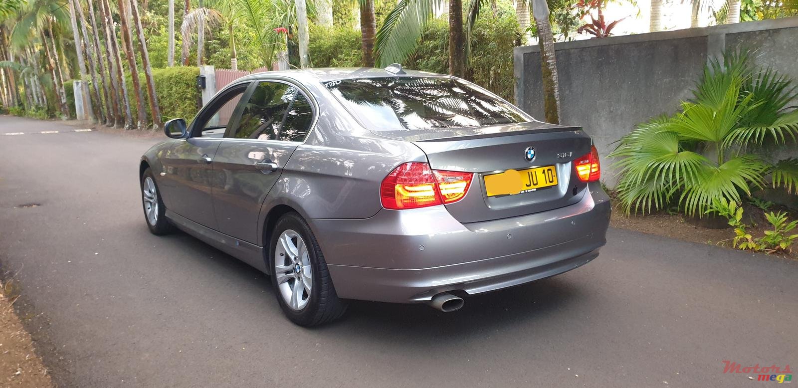 2010' BMW 316 photo #3