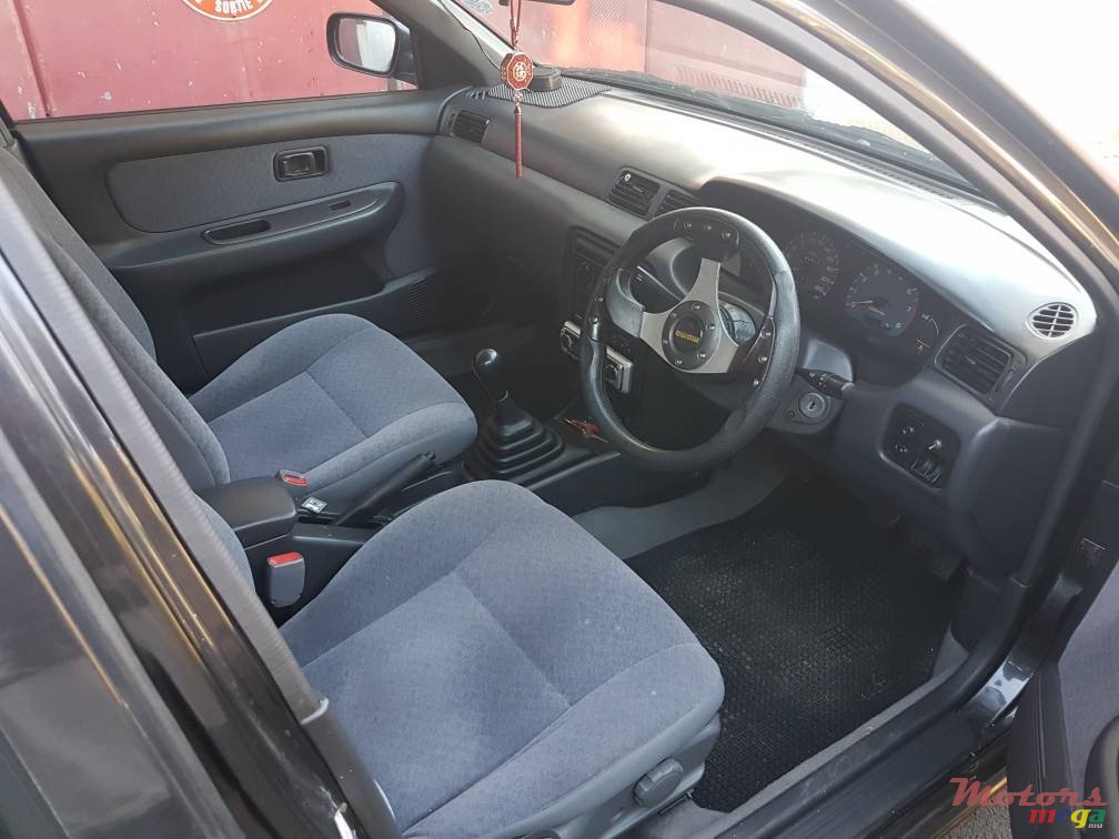 1997' Nissan Sunny photo #2