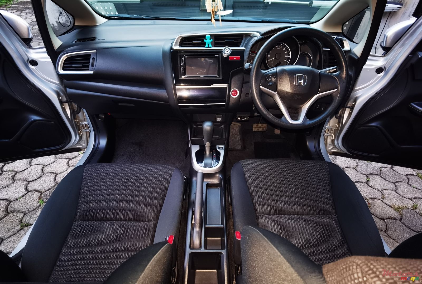 2015' Honda Fit 1.3 photo #7