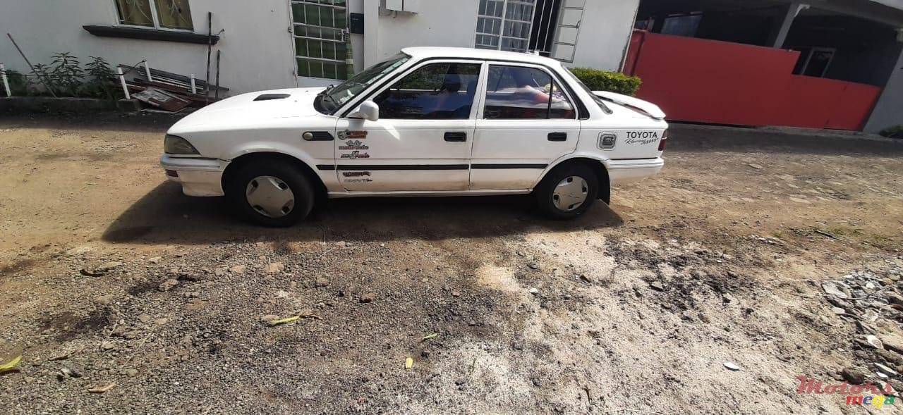 1989' Toyota photo #1