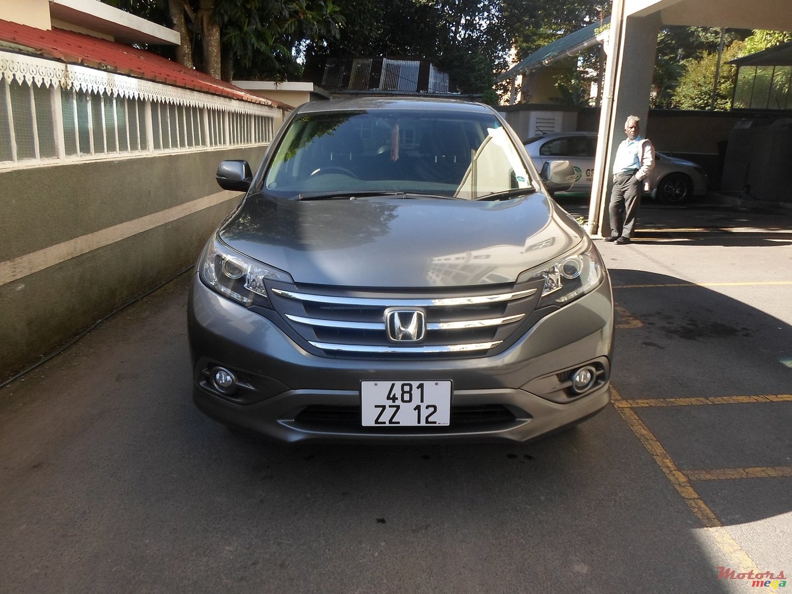 2012' Honda CR-V photo #3