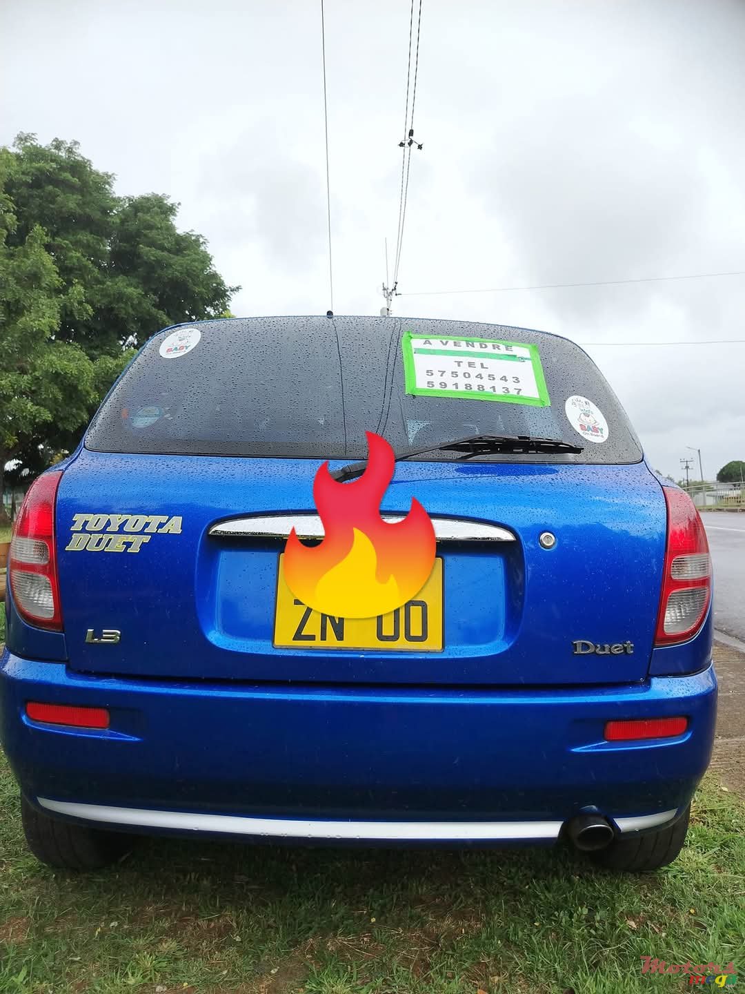 2000' Toyota Duet photo #2