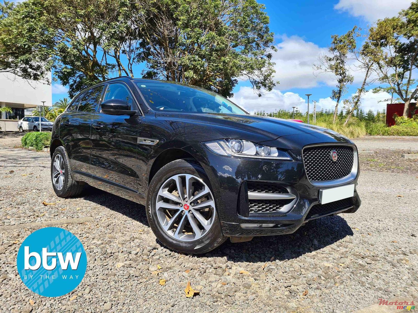 2017' Jaguar F-Type photo #1