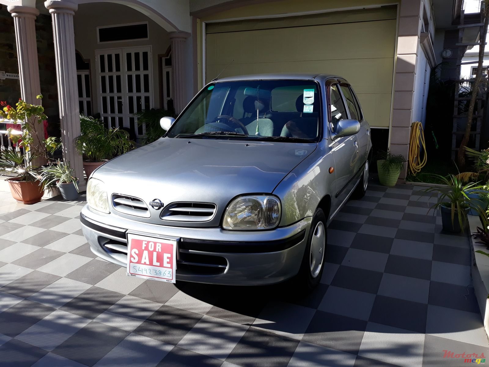 1999' Nissan March photo #1