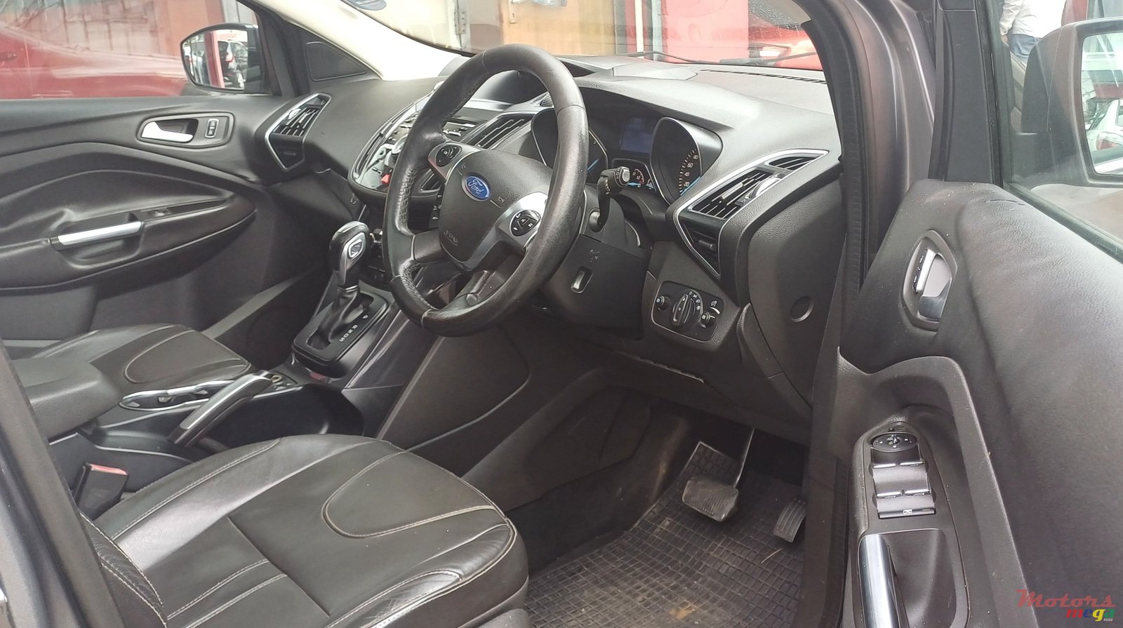 2013' Ford Kuga photo #5