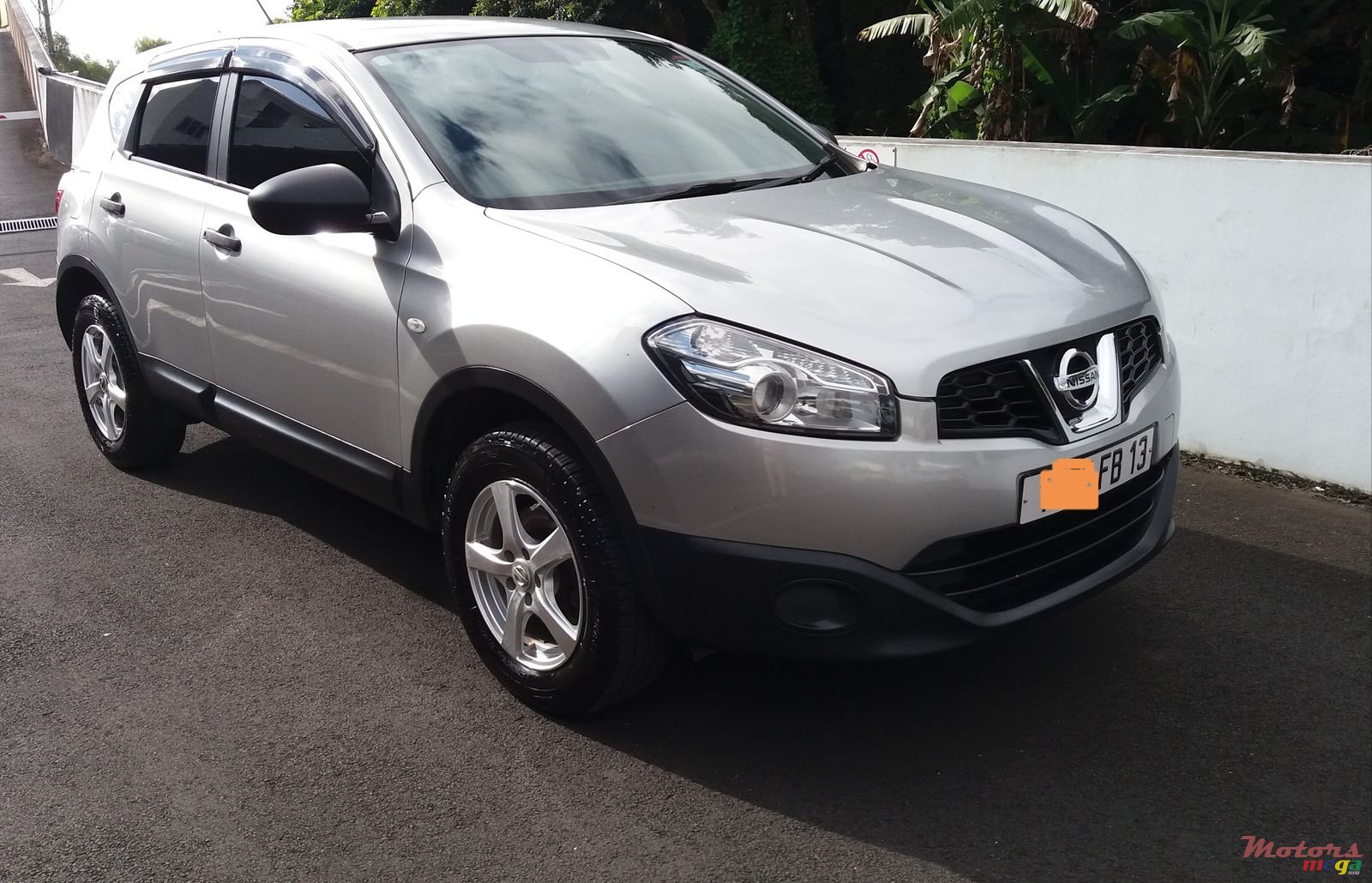 2013' Nissan Qashqai photo #1