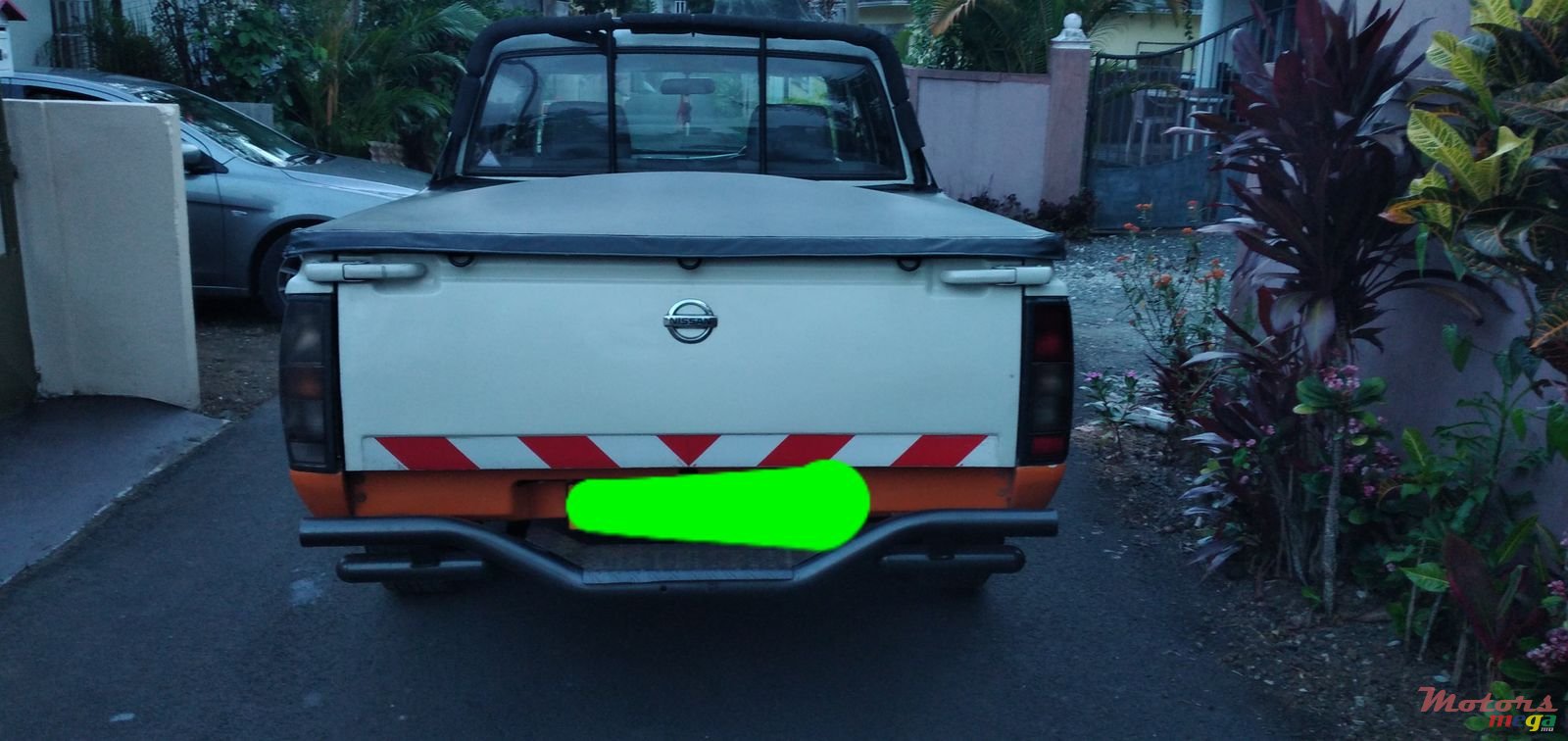 2005' Nissan Pickup photo #3