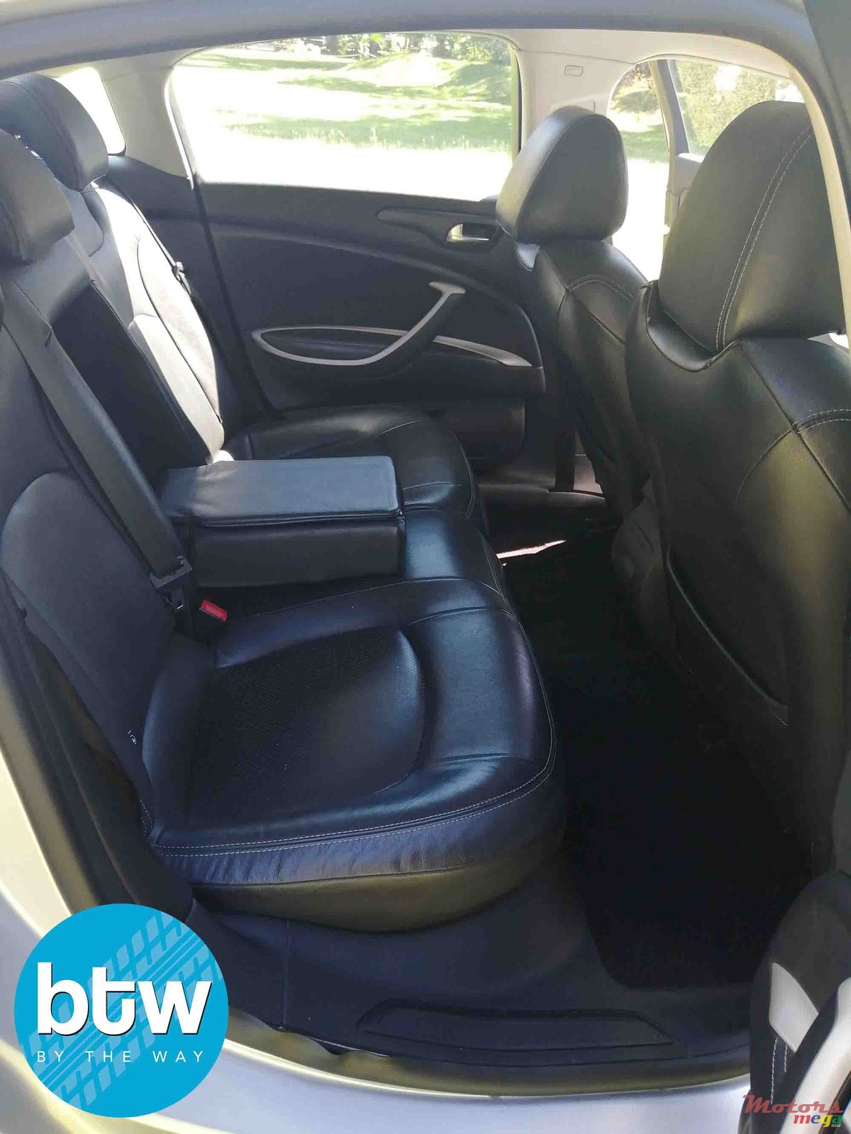 2014' Citroen C5 Automatic photo #2