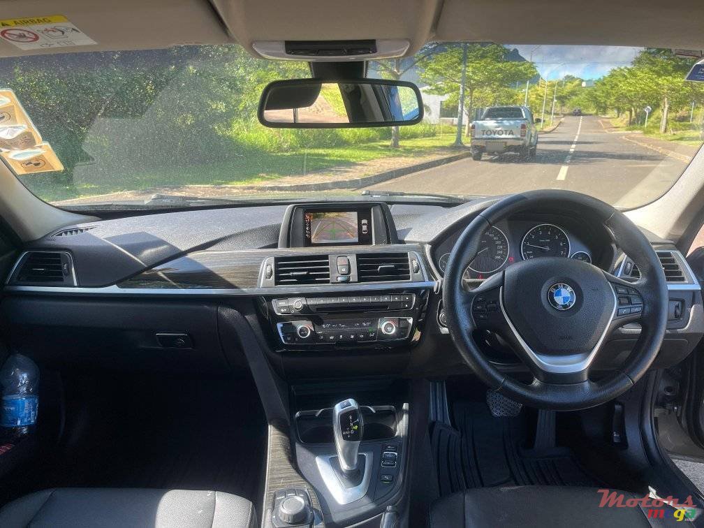 2016' BMW 316 photo #7