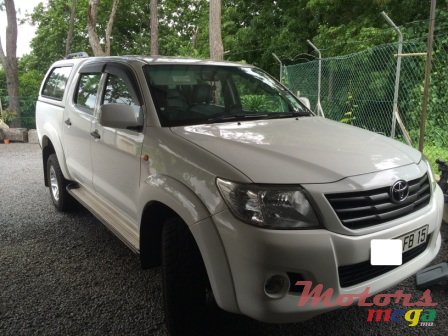 2015' Toyota photo #3