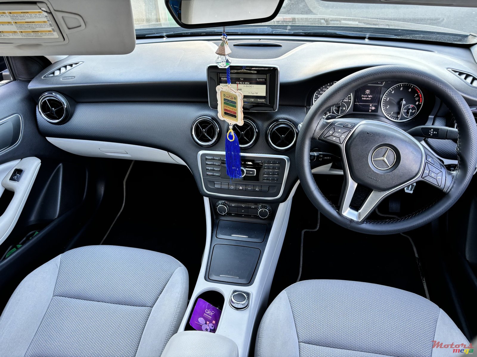 2013' Mercedes-Benz A 200 photo #4