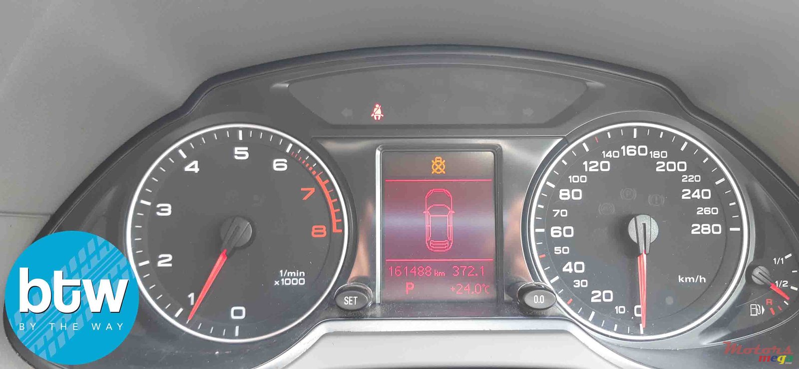 2011' Audi Q5 photo #7