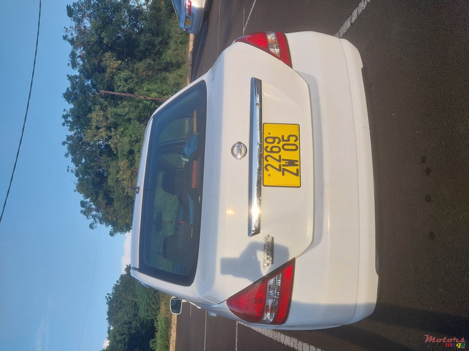 2005' Nissan Tiida photo #7