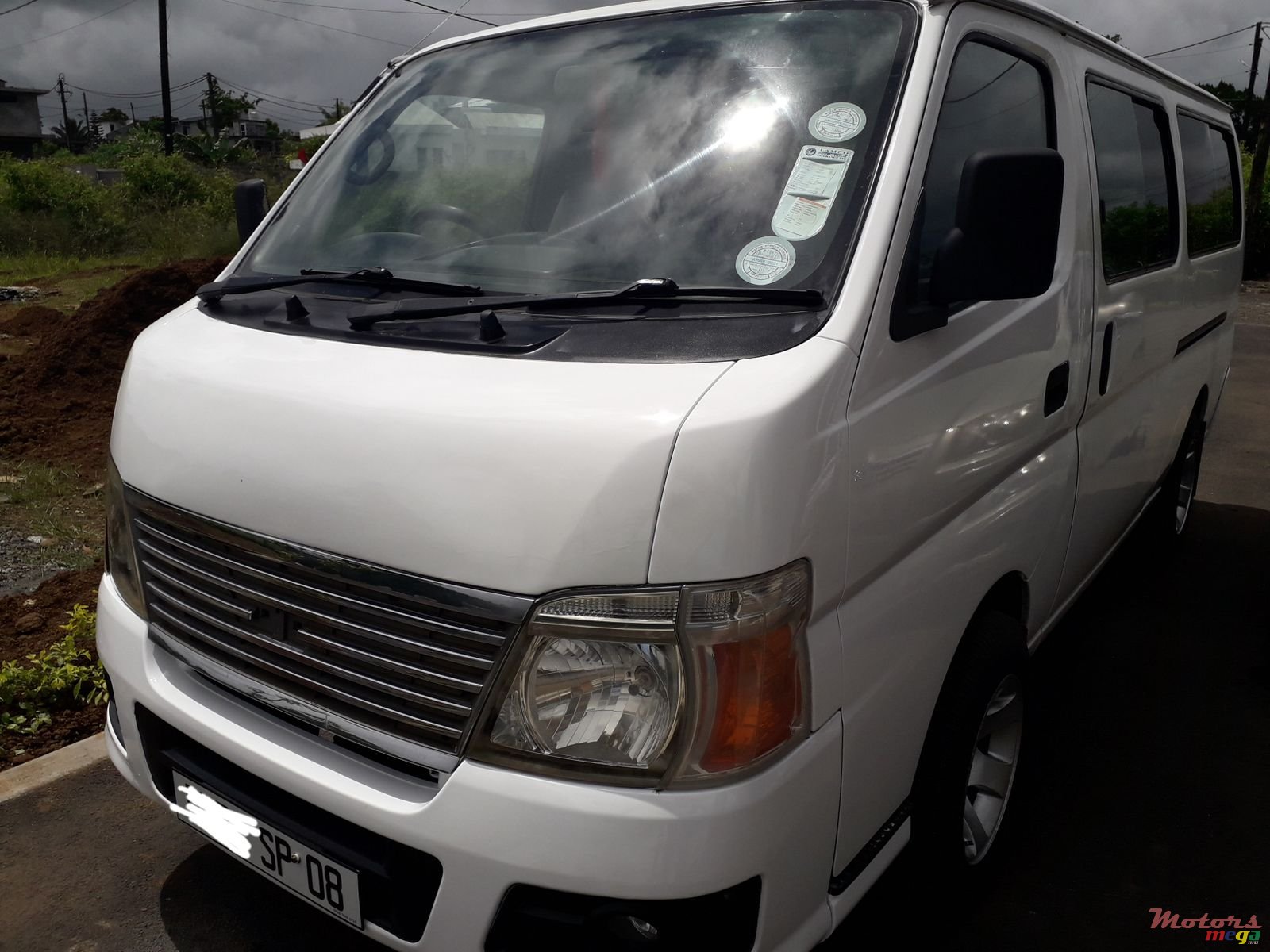 2008' Nissan Urvan E25 photo #1