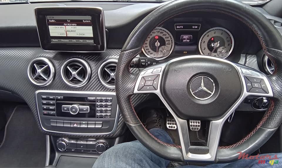 2014' Mercedes-Benz A 200 amg pack photo #7
