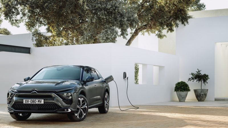 Peugeot, Citroën : toutes les nouveautés électriques et hybrides rechargeables jusqu'en 2023