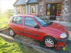 1999' Renault Clio 1124cc INJECTION photo #1