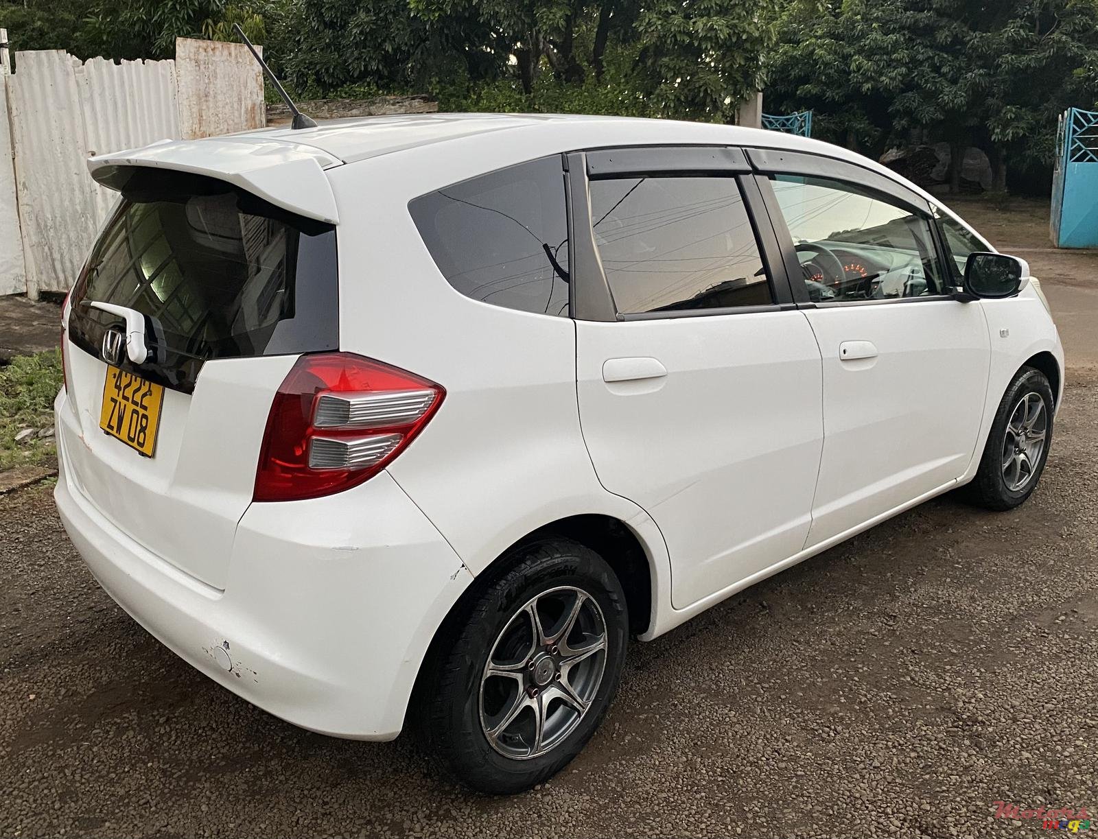 2008' Honda Fit photo #2