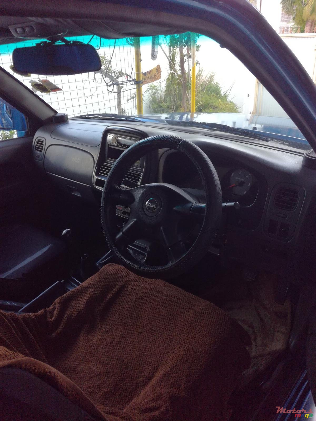 2005' Nissan Hardbody photo #5