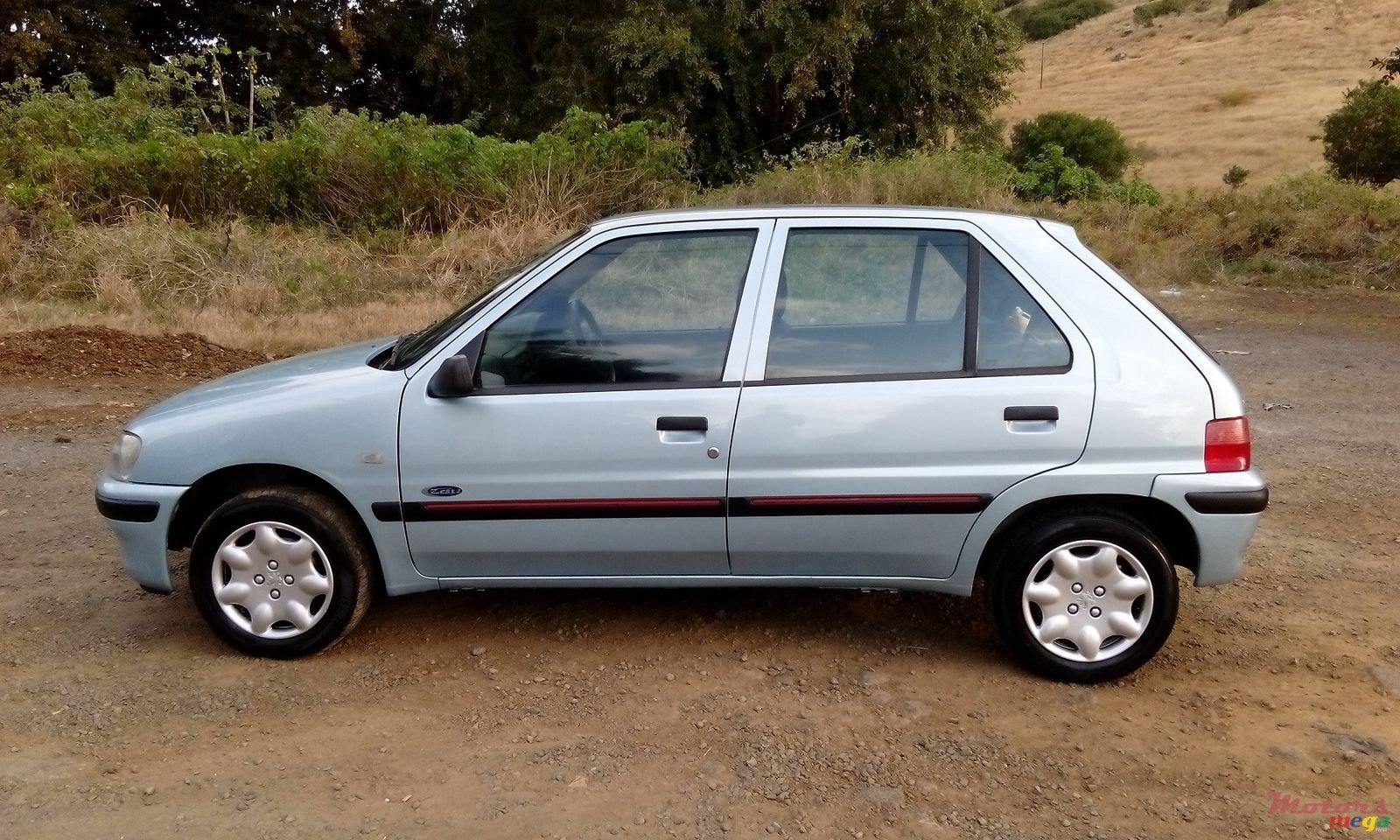 2000' Peugeot 106 photo #3