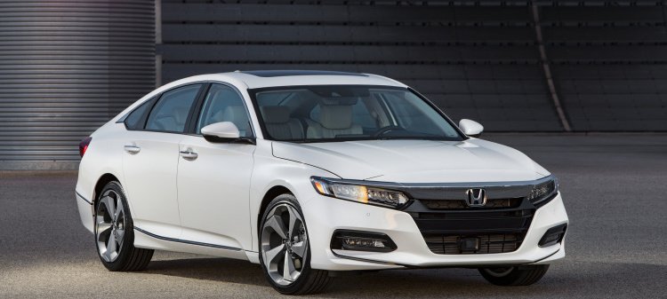 2018 Honda Accord revealed: More refined, more efficient, fewer cylinders