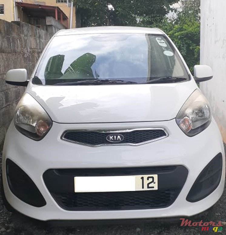 2012' Kia Picanto photo #1