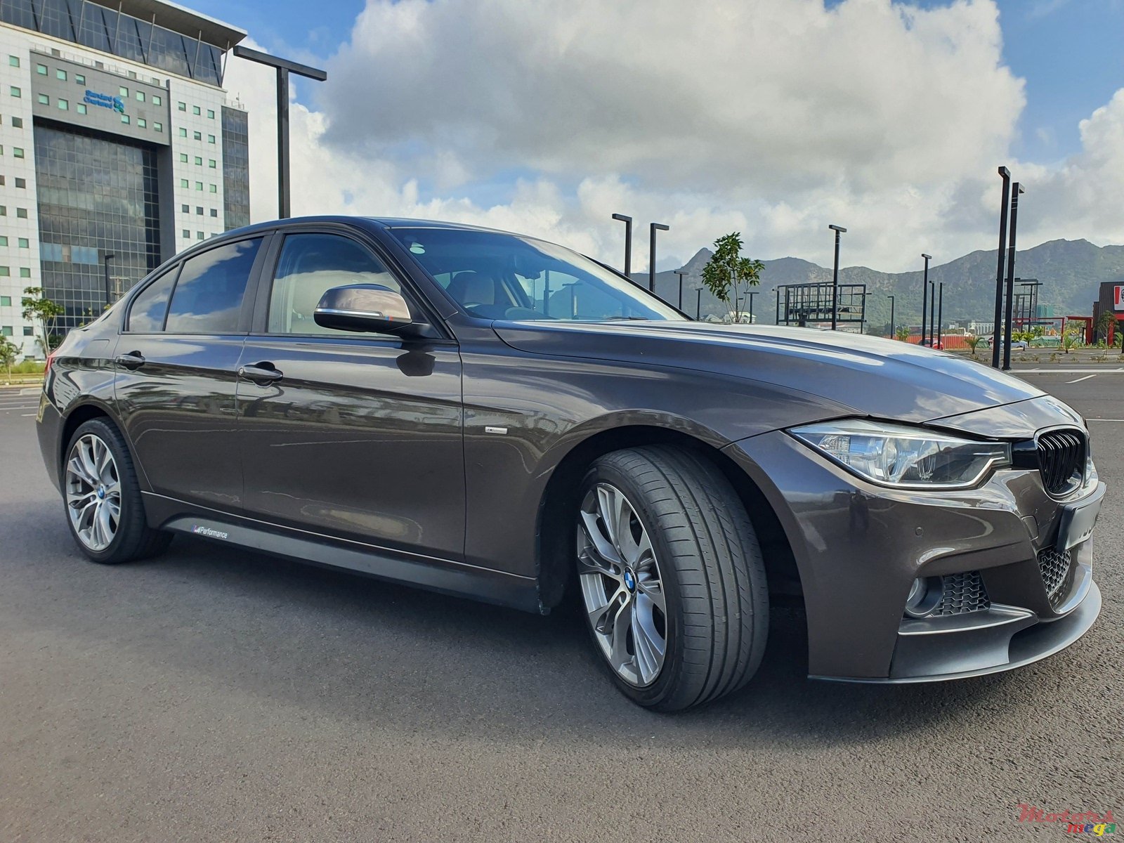 2013' BMW 316 M Sport Kit, M Sport Alloy whe photo #3