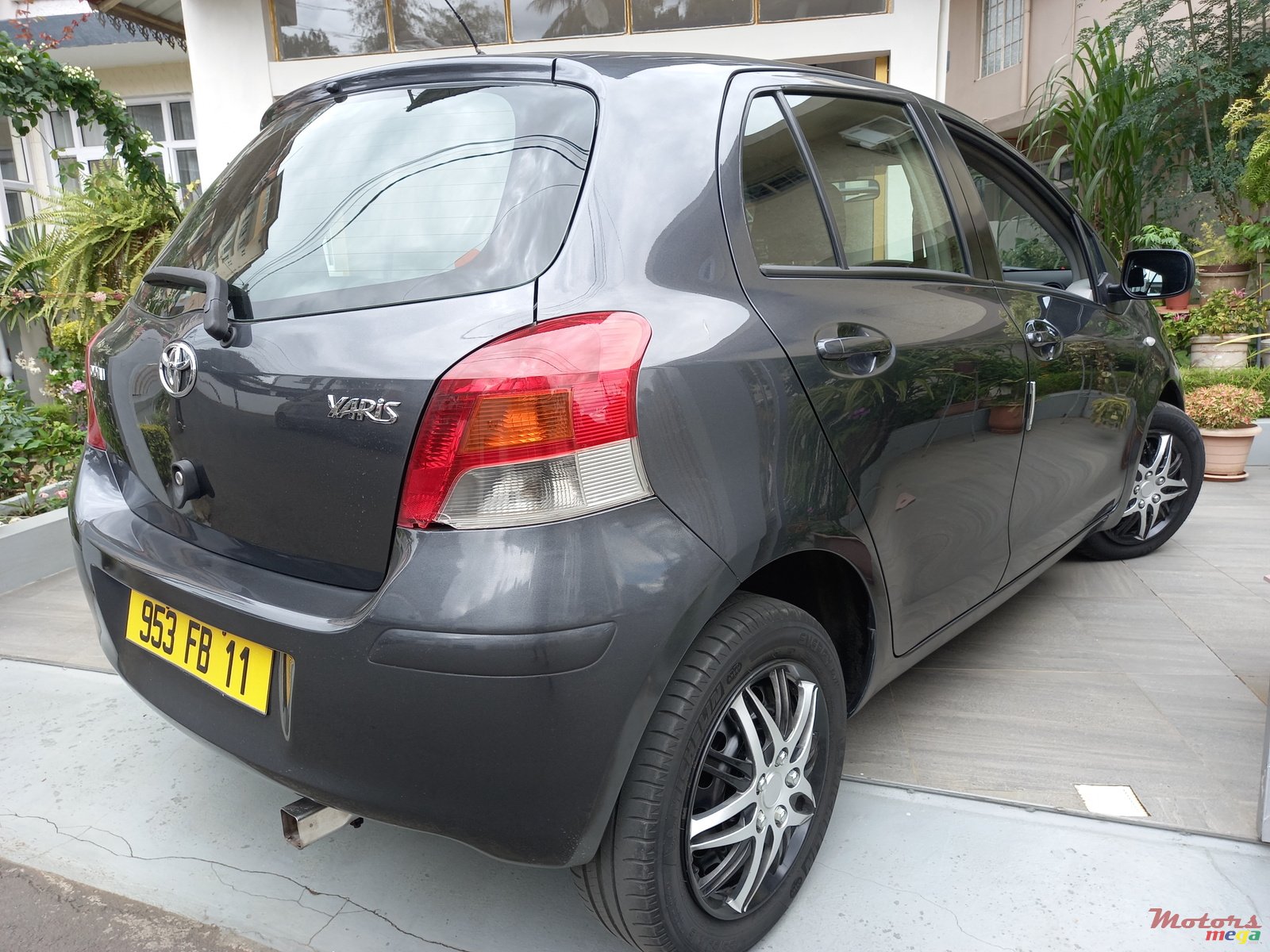 2011' Toyota Yaris MANUAL 1300CC for sale. Port Louis, Mauritius