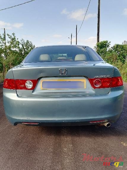 2004' Honda Accord photo #2