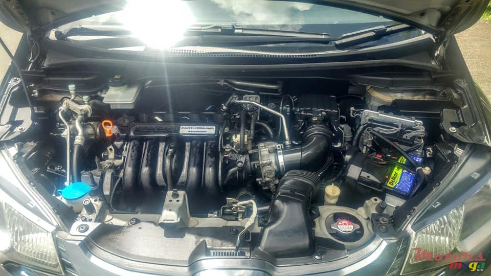 2014' Honda Fit photo #5