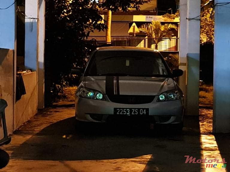 2004' Honda Civic photo #1