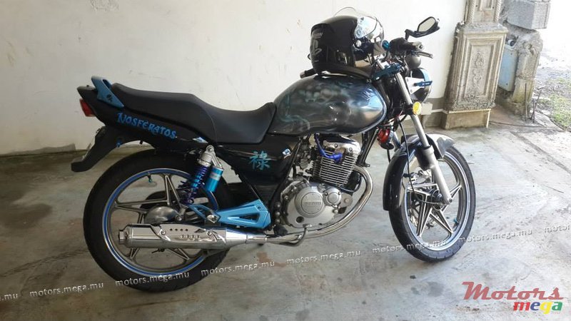 2012' Suzuki EN 125  photo #1