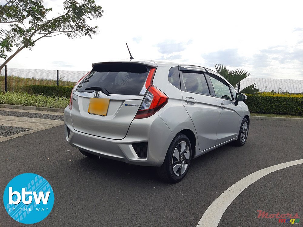 2016' Honda Fit photo #4