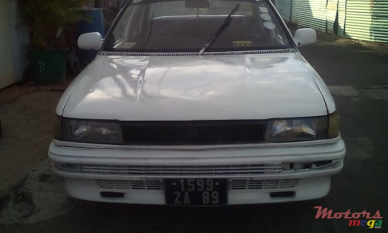 1989' Toyota Corolla EE90 photo #1