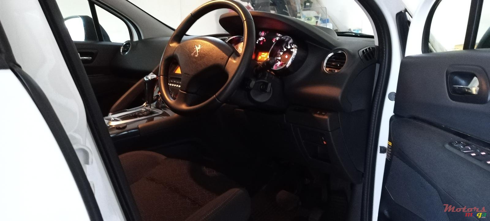 2016' Peugeot 3008 photo #4