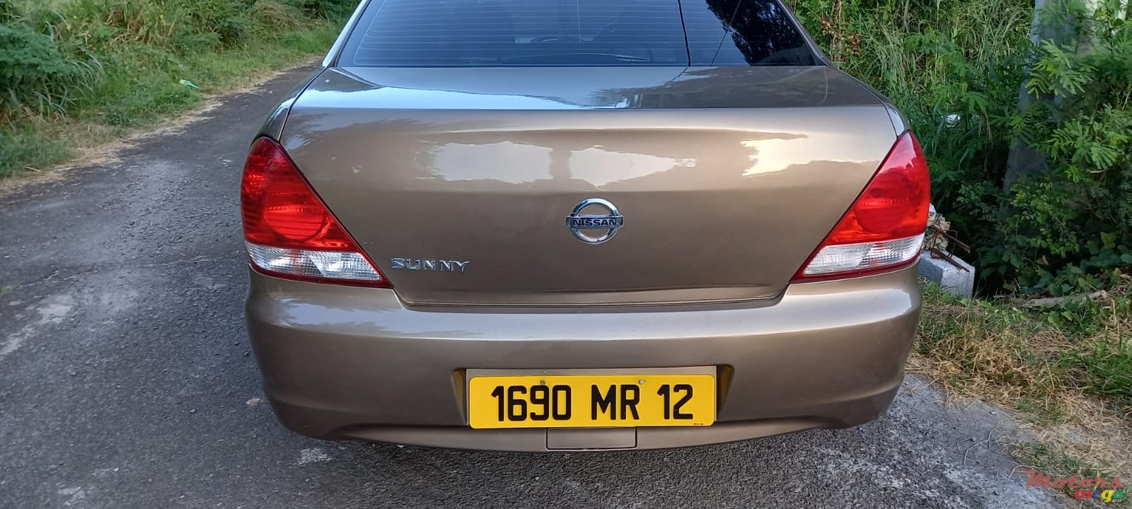 2012' Nissan photo #4