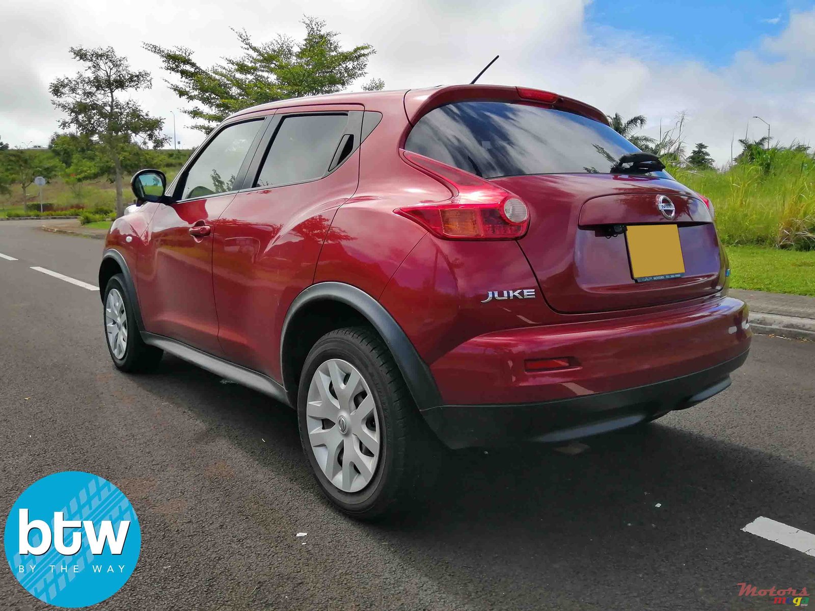 2014' Nissan Juke photo #2