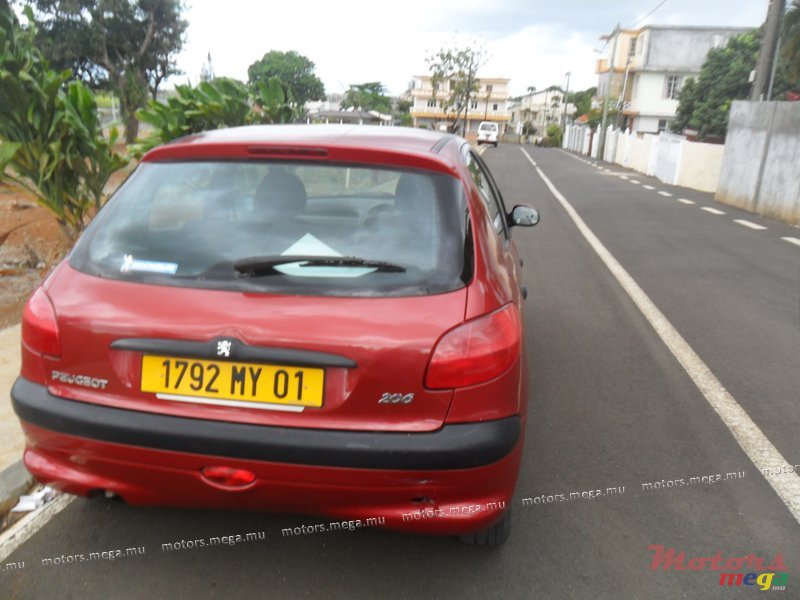 2001' Peugeot 206 photo #1