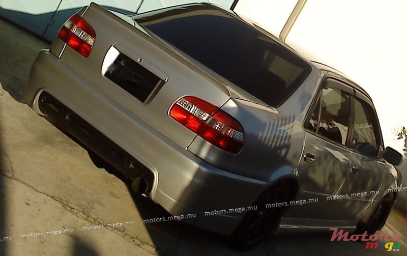 2000' Toyota photo #4