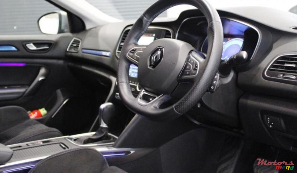 2017' Renault Megane photo #6