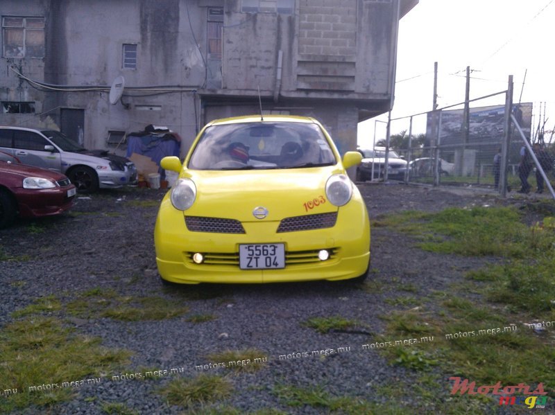 2004' Nissan photo #1