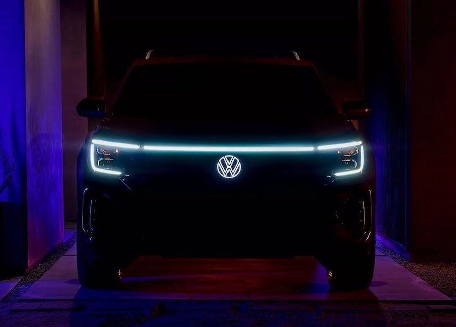 VW Atlas Teasers Show LED-Enhanced Face, Colorful Cross Sport Interior