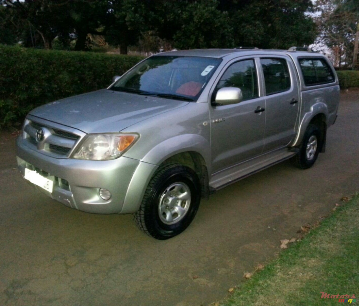 2006' Toyota Hilux carryboy photo #1