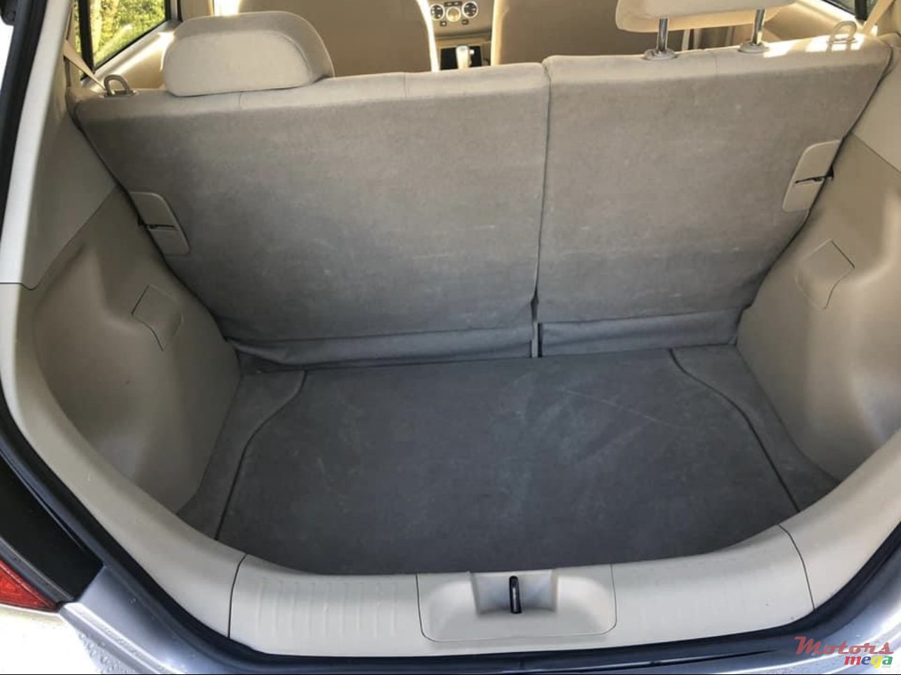 2006' Nissan Tiida photo #6