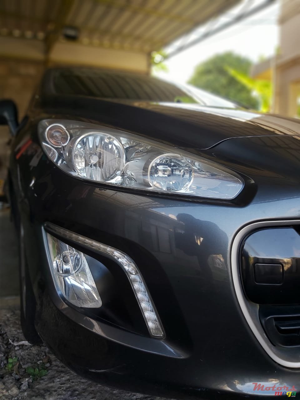 2012' Peugeot 308 photo #1