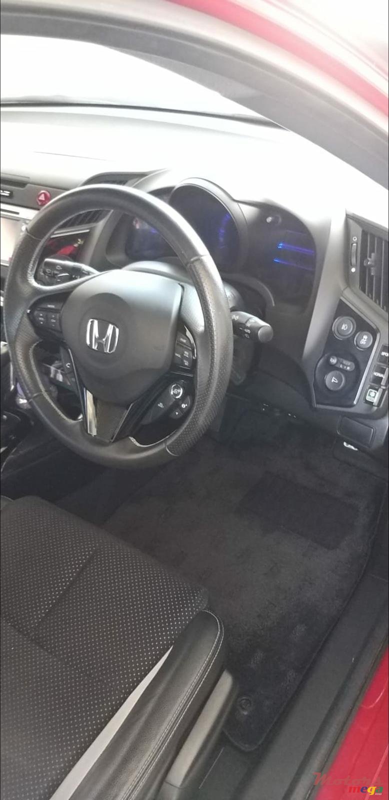 2013' Honda CR-Z photo #5