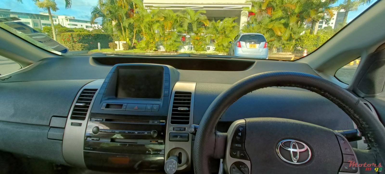 2010' Toyota Prius 1.5 Hybrid Gen 2 photo #7