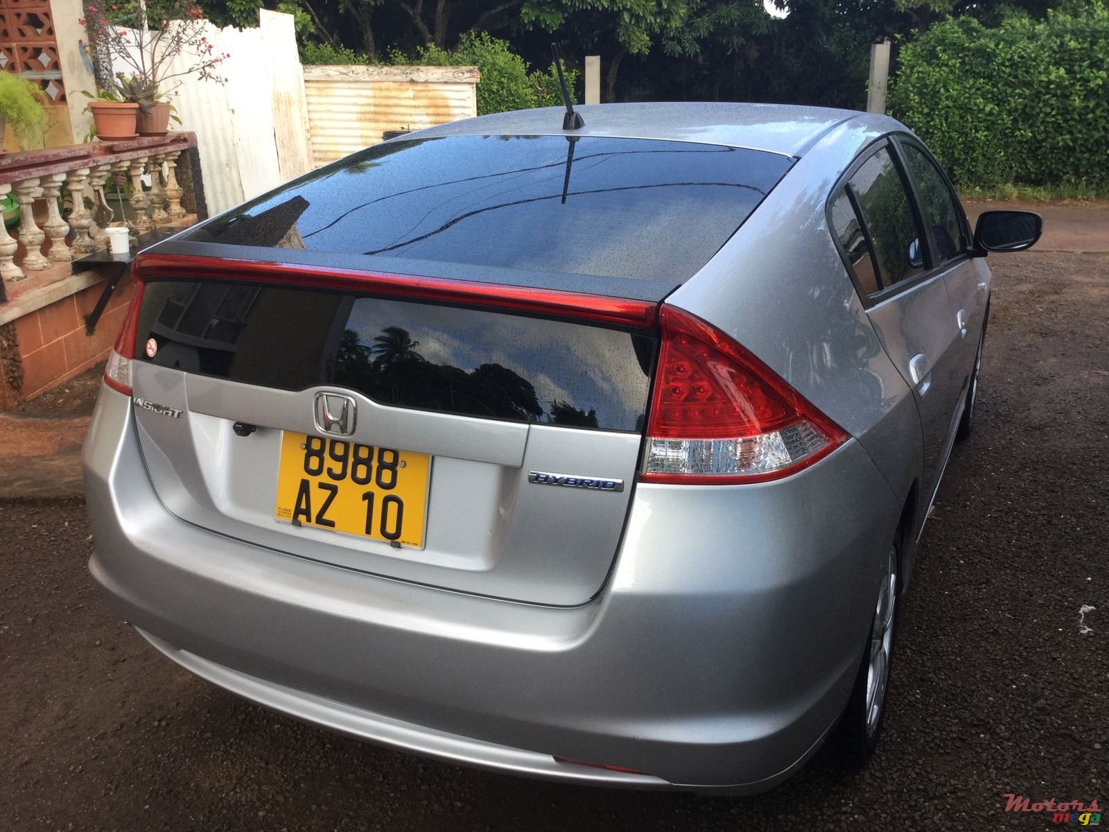 2010' Honda Insight Hybrid photo #4