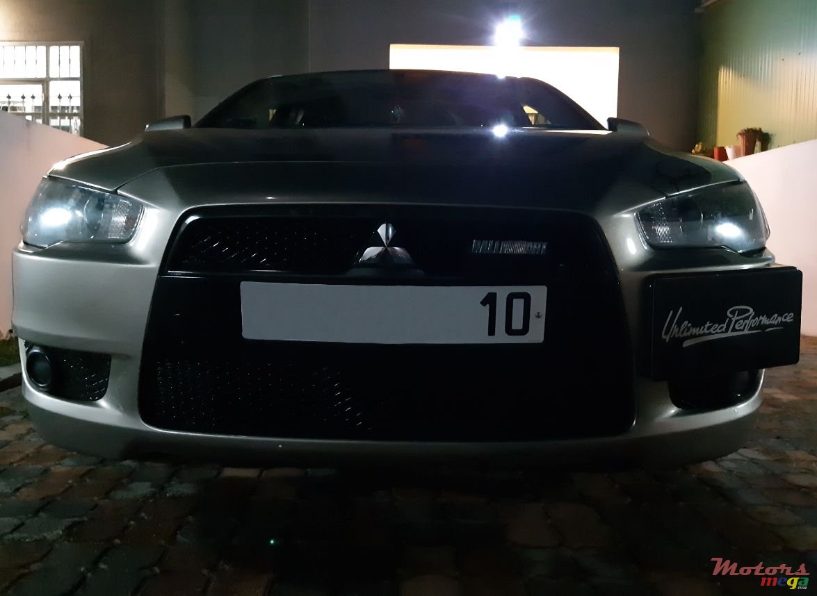 2010' Mitsubishi Lancer EX photo #1