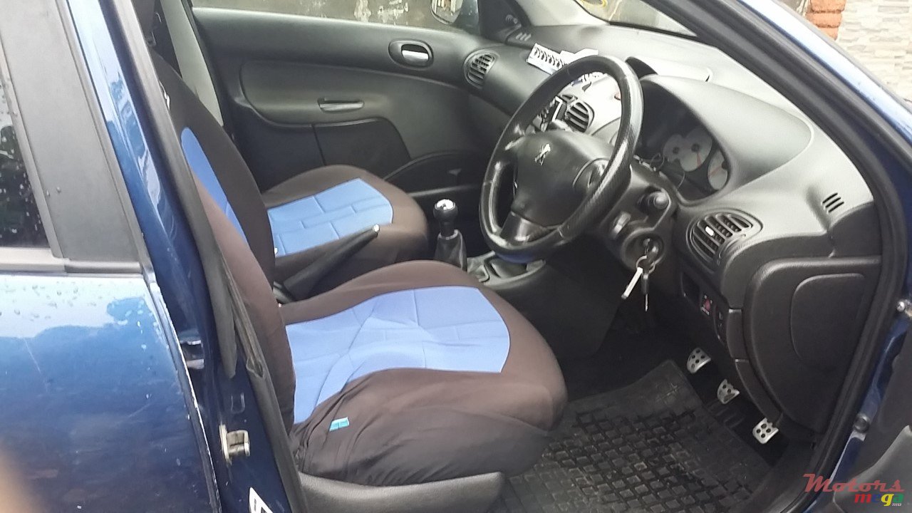 2008' Peugeot 206 photo #5